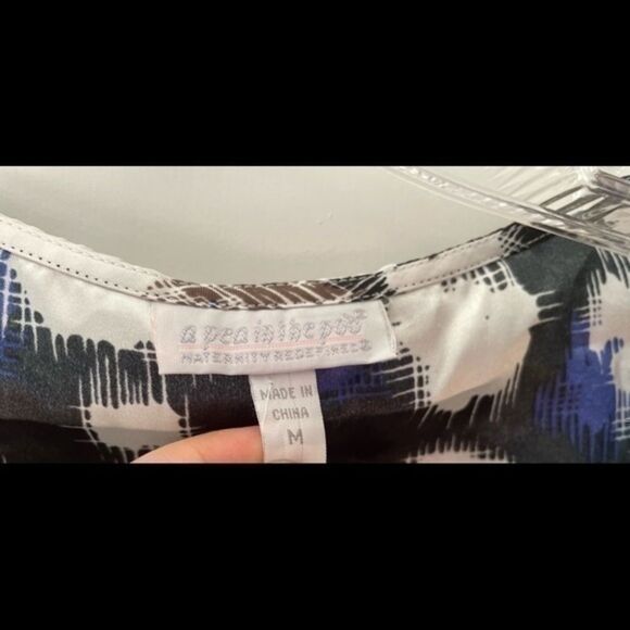 Blue, Black, Brown & White Maternity Blouse by A pea in the Pod size Medium - Picture 4 of 7